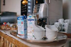 Charles Bridge Palace