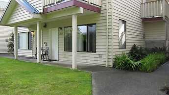 Whale's Tail Guest Suites