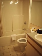 Whale's Tail Guest Suites