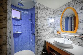 Resorts World Sentosa - Hotel Michael