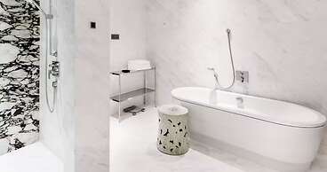 Resorts World Sentosa - Hotel Michael