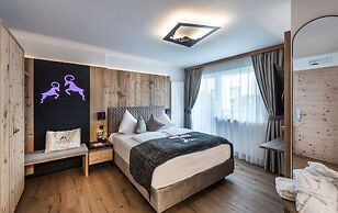 ABINEA Dolomiti Romantic Spa Hotel