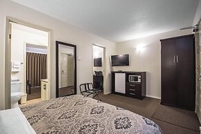 Courtyard Inn Vernon