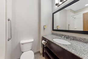Best Western Plus Sand Bass Inn & Suites