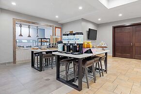 Hilton Garden Inn Auburn