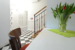 Crystal Suites Chez Helena