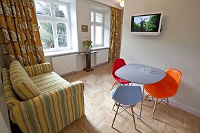 Crystal Suites Chez Helena