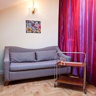 Crystal Suites Chez Helena