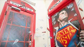 Central Hotel - Hostel