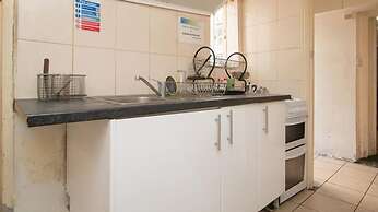 Central Hotel - Hostel