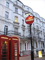 Central Hotel - Hostel