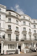 Central Hotel - Hostel