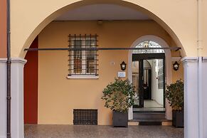 Albergo Rossini 1936 Small & Charming