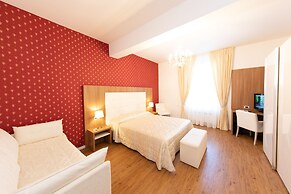 Albergo Rossini 1936 Small & Charming