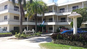 Summer Holiday Hotel