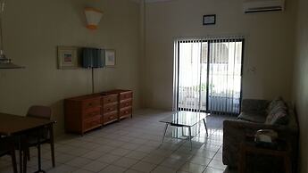 Summer Holiday Hotel