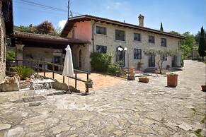 Il Casale delle Ginestre Bed & Breakfast