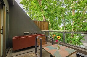 Prodeo Hotel & Lounge