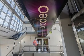 Prodeo Hotel & Lounge