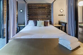 Prodeo Hotel & Lounge