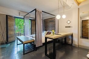 Prodeo Hotel & Lounge