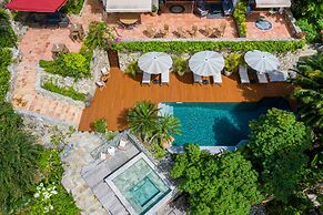 The Paradise Peak - Adults Only