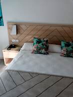 Cornwall Courts Apartment