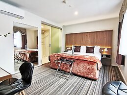 The Salisbury Business Class