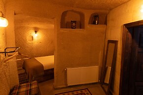 Lemon Cave Suites And Coffee House