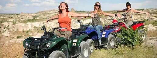 Lemon Cave Suites And Coffee House