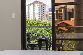 Fiori Apartment