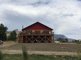 Eycat Lodging Company