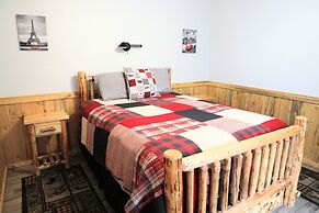 Eycat Lodging Company