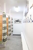 Eycat Lodging Company