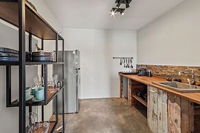 PM78 Boutique Apartments