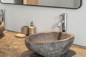 PM78 Boutique Apartments
