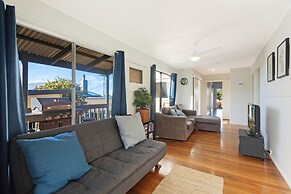 Bungo Beach House Pet Friendly House