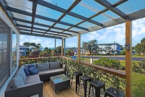 Bungo Beach House Pet Friendly House