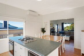 Bungo Beach House Pet Friendly House