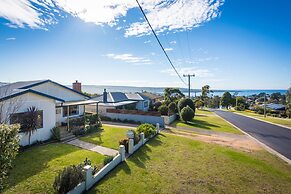 Bungo Beach House Pet Friendly House