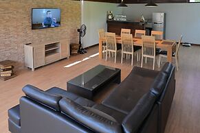 Nice House Pool Villa Phuket