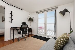 StayCentral - Fitzroy Converted Warehouse Penthouse