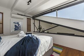 StayCentral - Fitzroy Converted Warehouse Penthouse