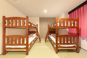 Nikko Inn Minamisenba - Hostel
