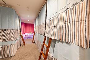 Nikko Inn Minamisenba - Hostel