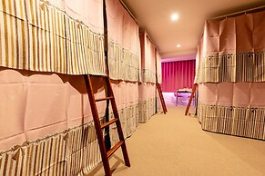 Nikko Inn Minamisenba - Hostel