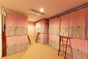 Nikko Inn Minamisenba - Hostel