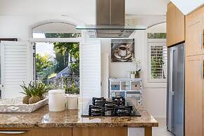 Clifton YOLO Spaces – Clifton Sea View Apartments