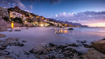 Clifton YOLO Spaces – Clifton Sea View Apartments