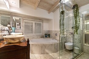 Clifton YOLO Spaces – Clifton Sea View Apartments